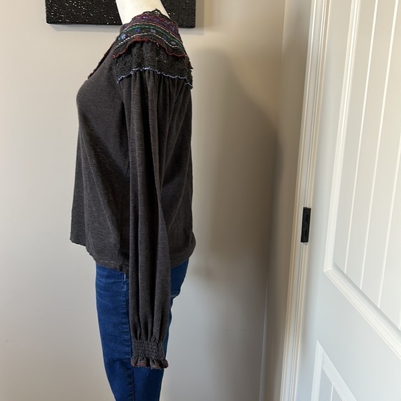 Free People Siesta Fiesta Top Embroidered
Henley Shirt Dark Grey Sz XS - Picture 6 of 12